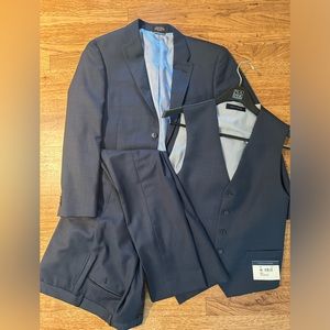 100% wool three piece navy suit